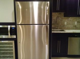 8429 Hollis Ln #1, Vienna, VA 22182