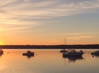 93 Sunset Point Rd, Yarmouth, ME 04096