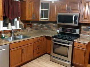 8209 S Damen Ave, Chicago, IL 60620