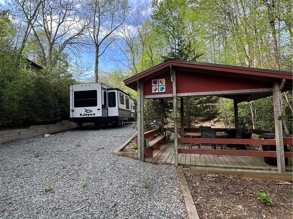 46 Evergreen Lane, Newland, NC 28657