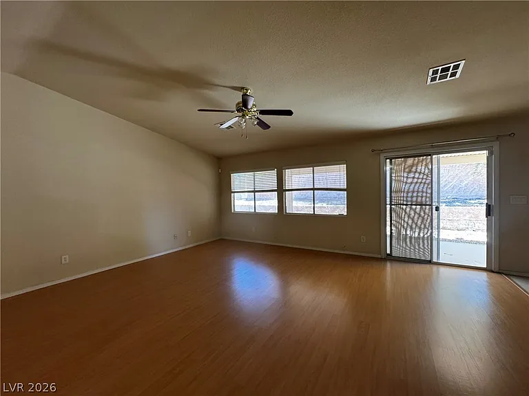 1404 Laughing Larkspur Ave — Photo 7