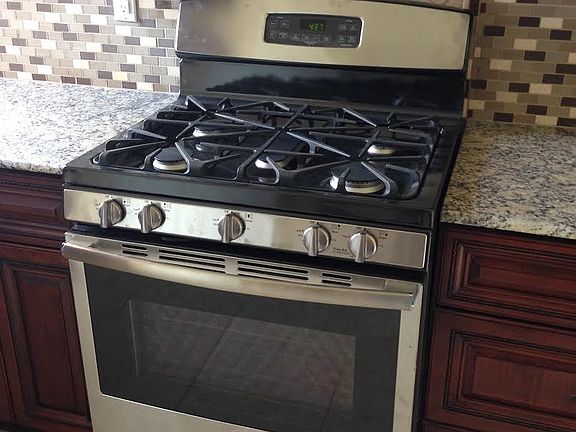 3rd image of 9503 Magnolia Crossing Dr