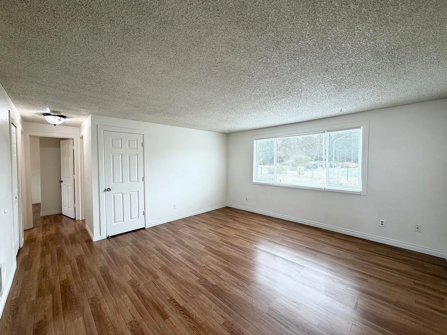 DW1712 - Woodland Heights — Photo 3
