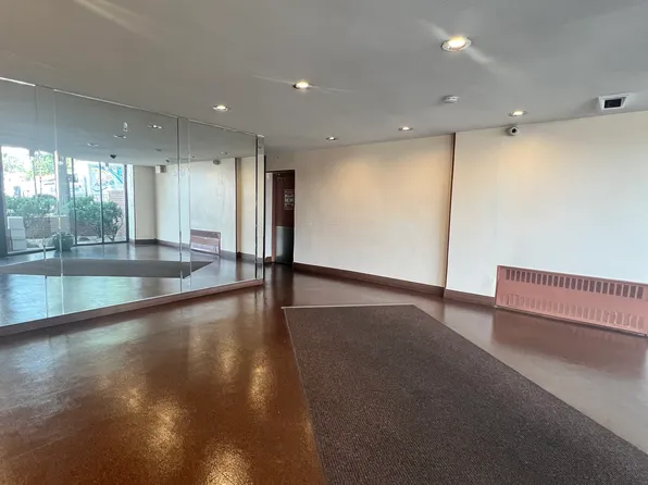 87-46 Chelsea Street image 9 of 13