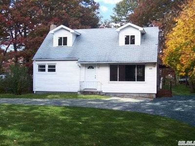 15 Chestnut St, Central Islip, NY, 11722