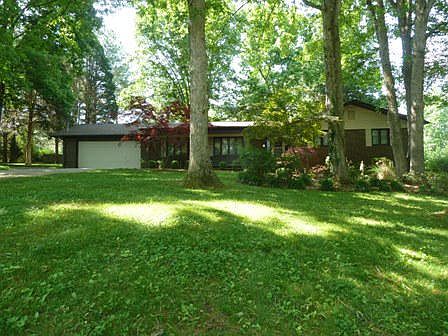 1st image of 6732 Bonneville Dr