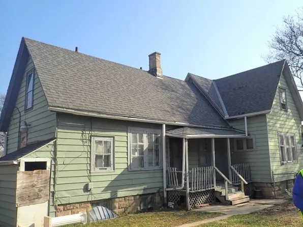 2565 N 10th STREET, Milwaukee, WI 53206