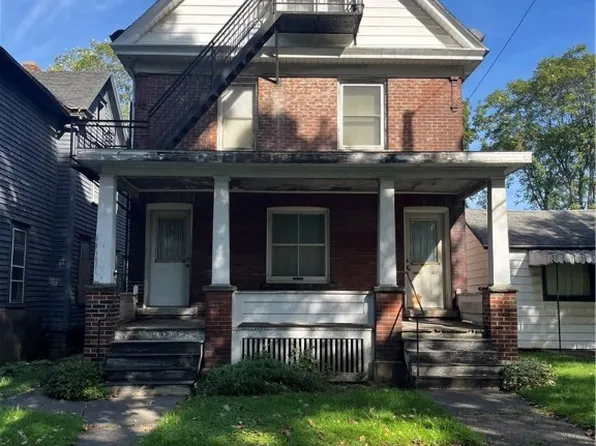 632 Elmwood Ave, Niagara Falls, NY 14301