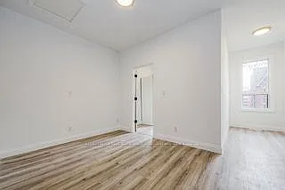288 Markham St #UPPER 2ND FLOOR — Photo 8