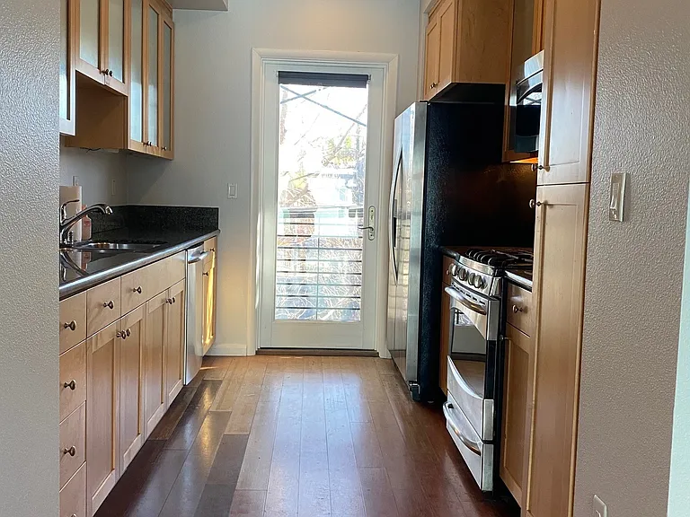 83 Glashaus Loop — Photo 8