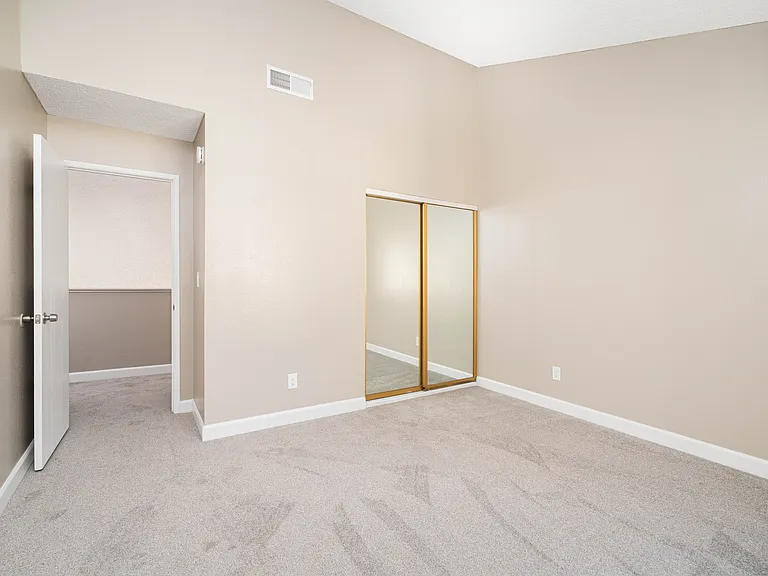 837 Carro Dr — Photo 16