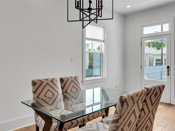 5th image of 2333 Iberville St