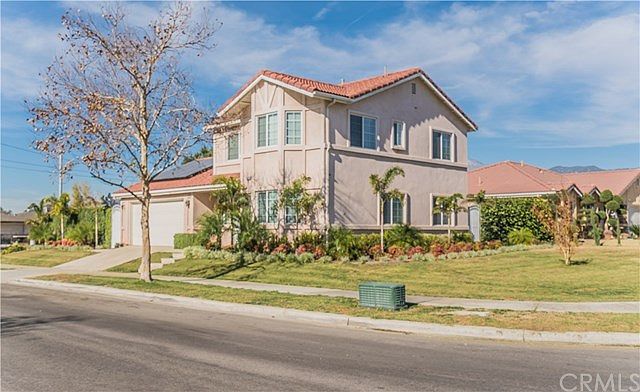 1st image of 15938 Dianthus Ct
