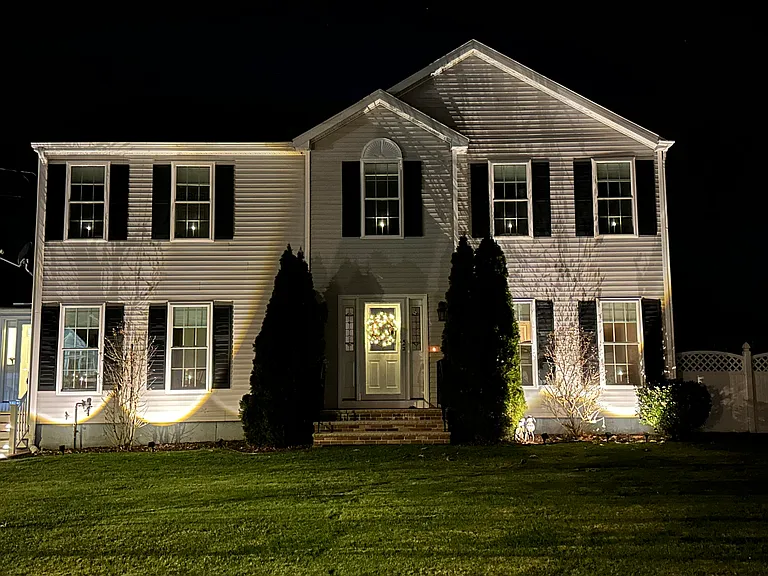 11 Fuller Ln — Photo 2
