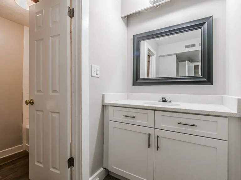 1351 Austell Rd SE #B4 — Photo 5