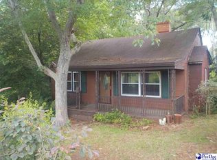120 Livingston Ave, Bennettsville, SC 29512