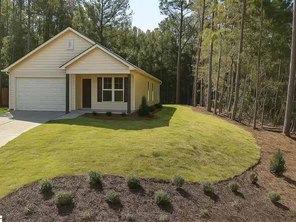 110 Simmons Rd, Woodruff, SC 29388