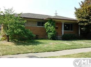 31827 Bretz Dr, Warren, MI 48093