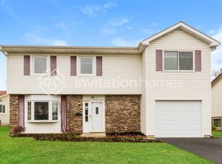 80 W Schubert Ave, Glendale Heights, IL 60139