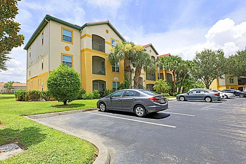 11540 Villa Grand Photo 1