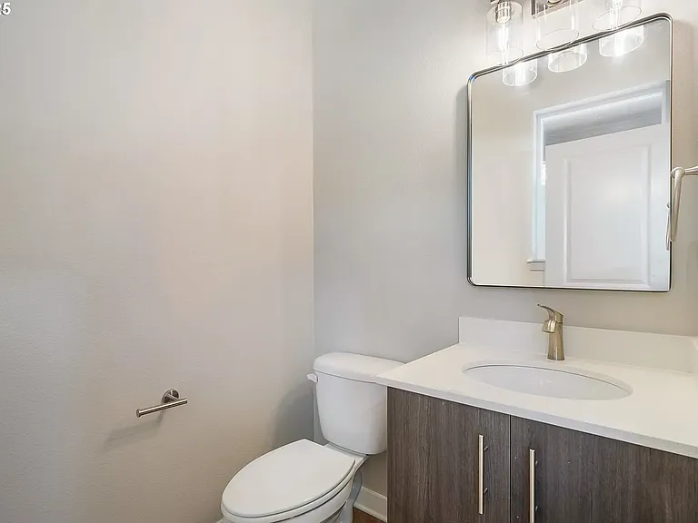 317 S Neptune St — Photo 24