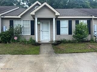 1st image of 81 Hamilton Woods Dr