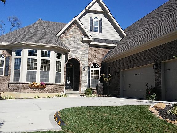 2nd image of 4472 Ravenwood Ct