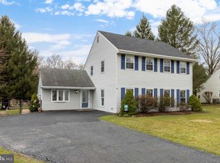 567 Coach Rd, Horsham, PA 19044