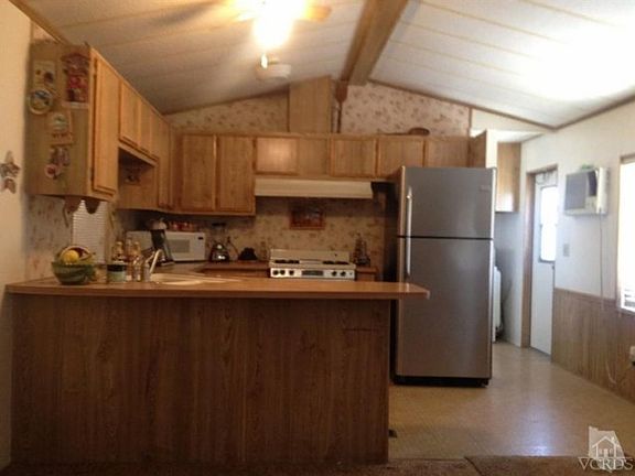 5th image of 1075 Loma Dr Space 19