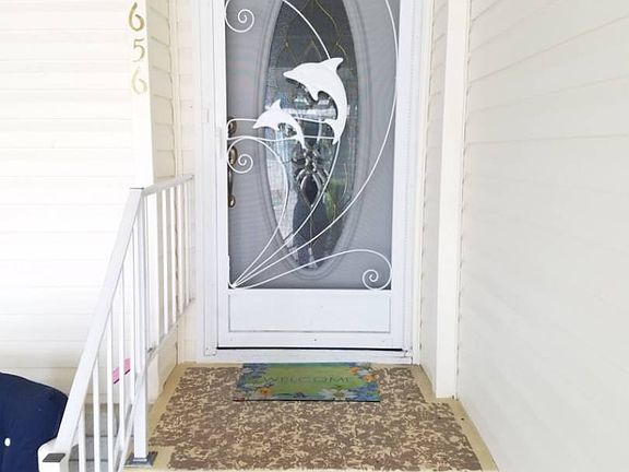 3rd image of 1656 Poppy Cir