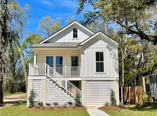 602 Foy St, Mandeville, LA 70448