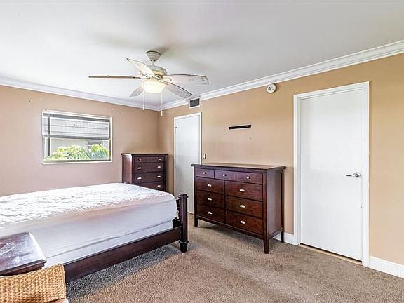 5th image of 371 Monaco Park #H