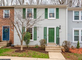 5756 Walnut Wood Ln, Burke, VA 22015