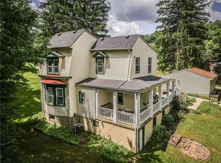 5025 S Pioneer Rd, Gibsonia, PA 15044