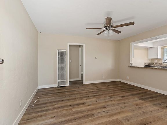 5th image of 3010 Hawthorn St