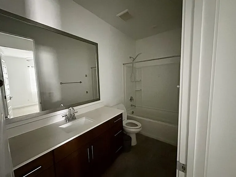 4077 S Sabrina Dr #124 — Photo 8