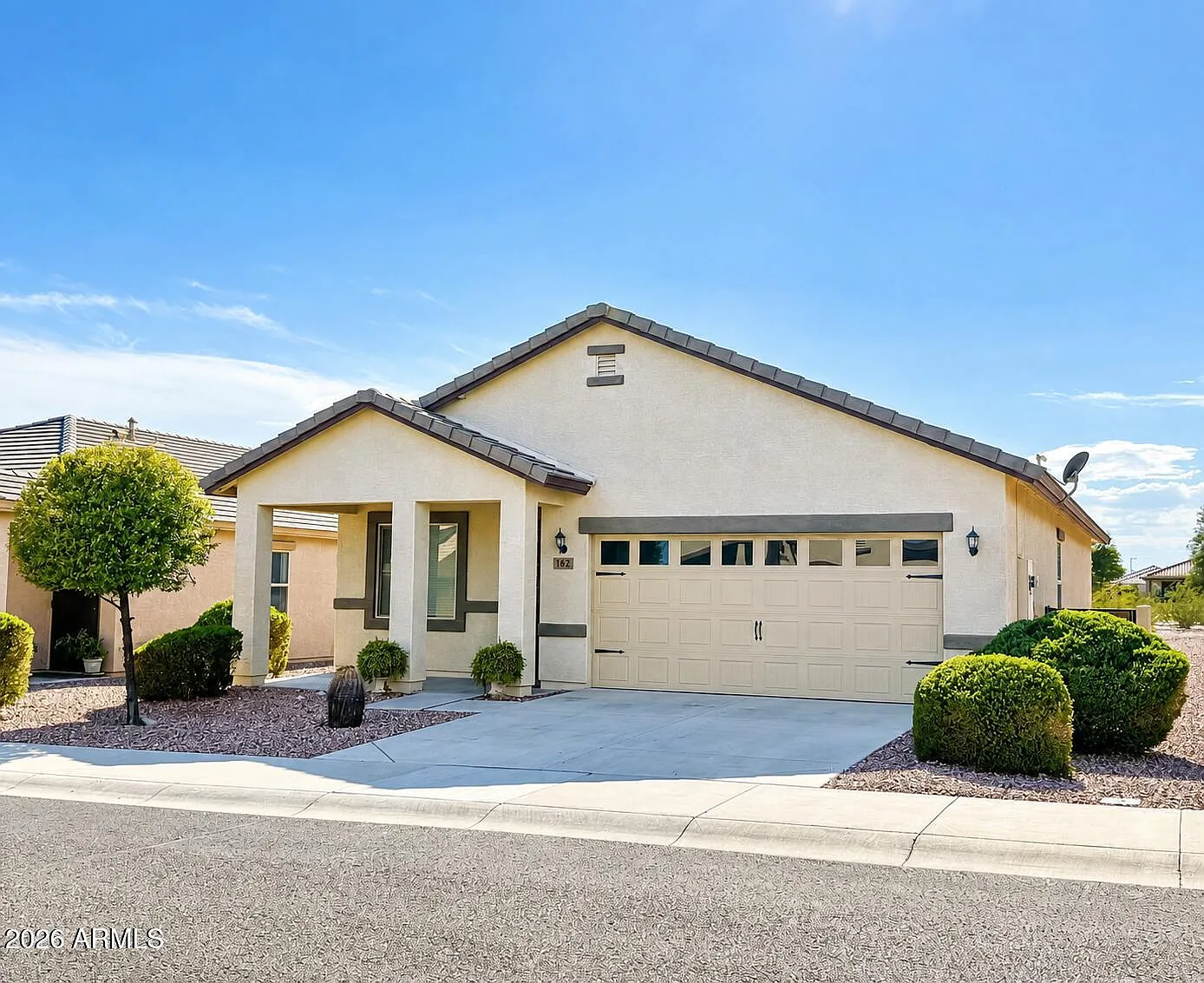 2 bed, 2.0 bath, 1387 sqft, $1,750 — Photo 1
