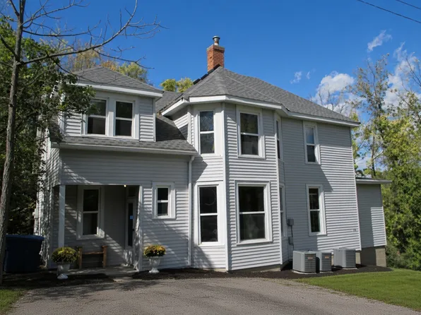 339 E Pleasant St #1, Mankato, MN 56001