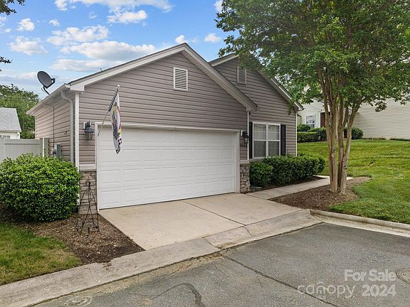 5th image of 9043 Meadowmont View Dr