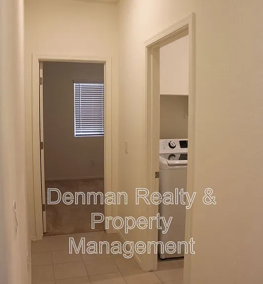 288 W Tropical Dr — Photo 3