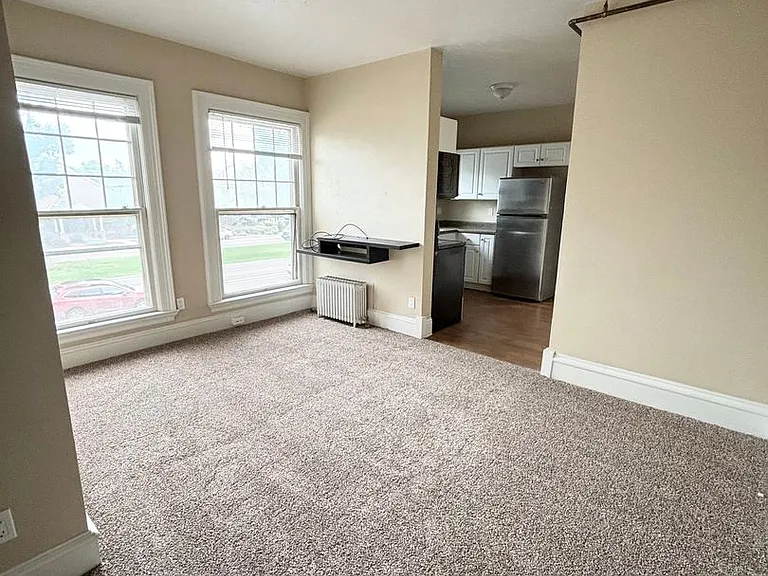 506 N Cascade Avenue — Photo 33