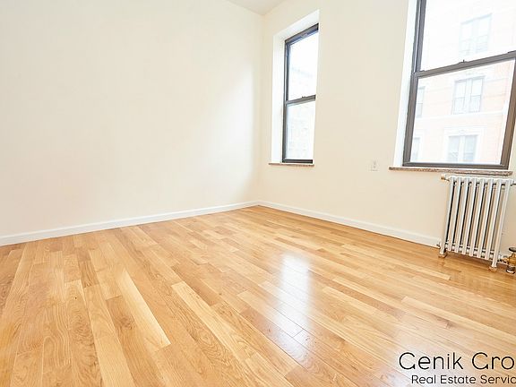 2nd image of 115 Eldridge St APT 5
