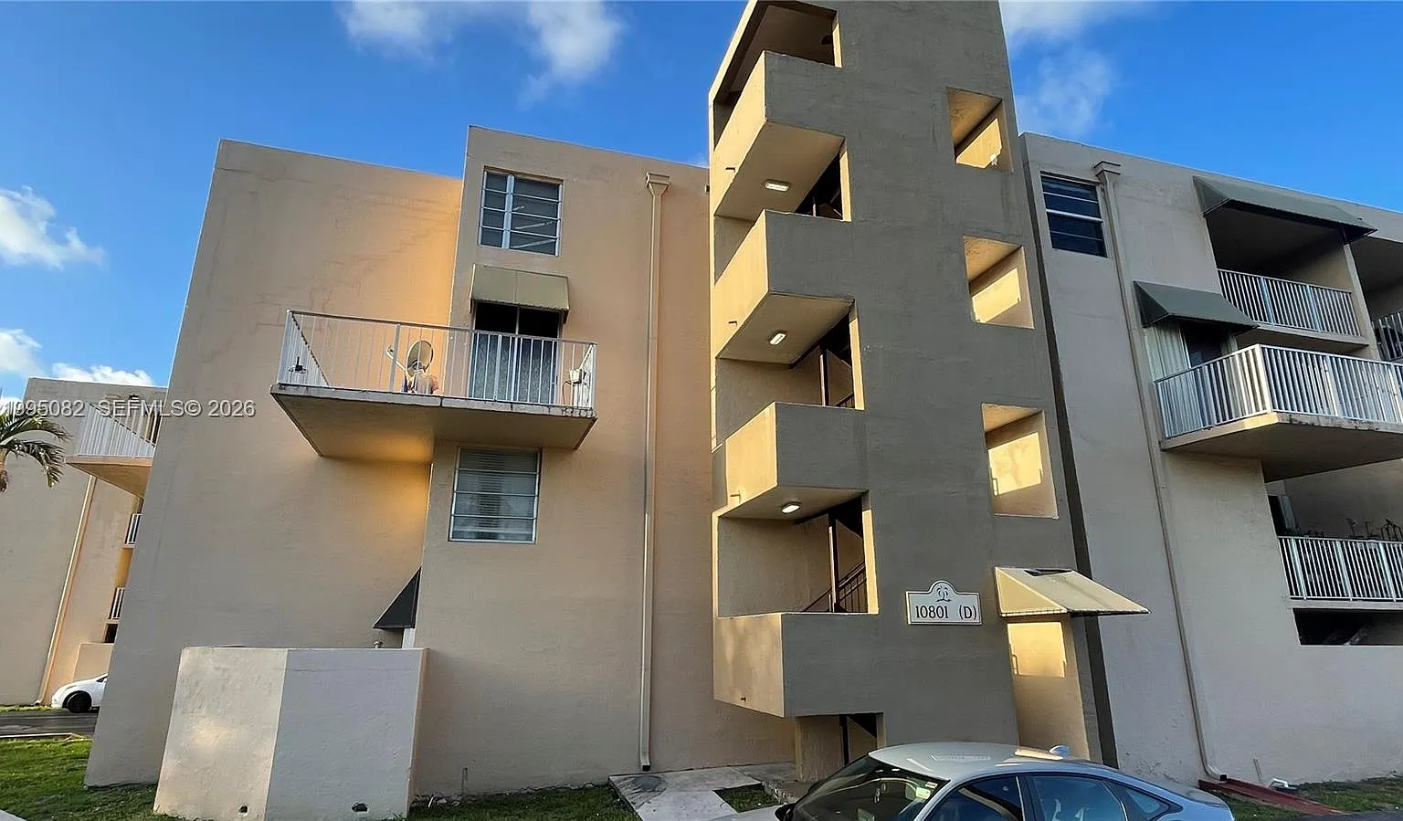10801 SW 109th Ct — Photo 1