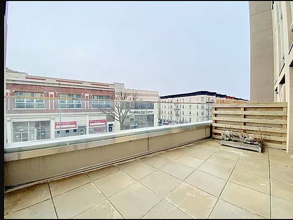 3rd image of 409 Eastern Pkwy #211