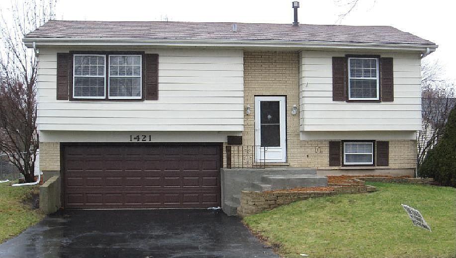 1st image of 1421 Laurie Ln