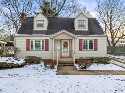 327 W Park Ave, Hubbard, OH, 44425