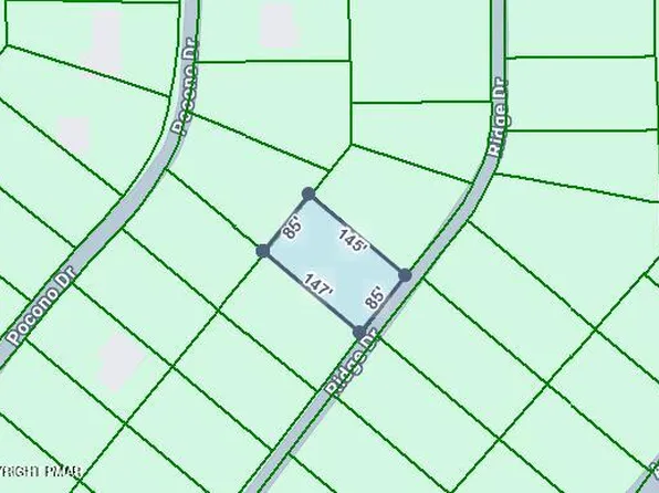 103 Ridge Dr, Gouldsboro, PA 18424