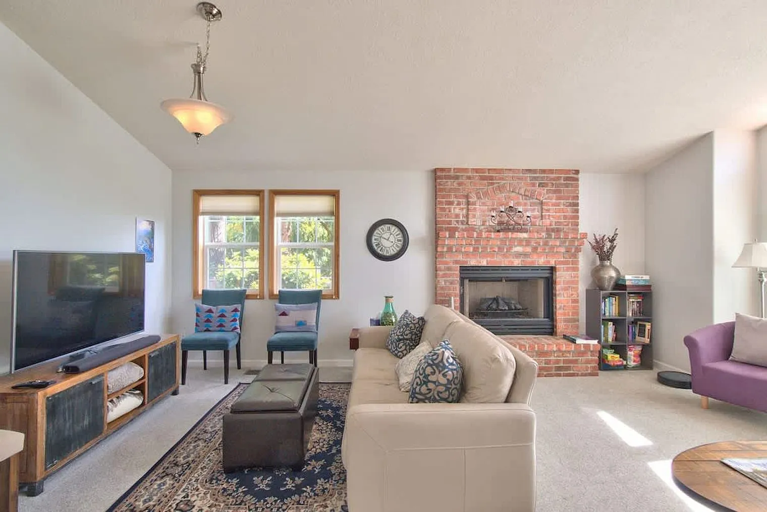 2 bed, 2.0 bath, 1560 sqft, $7,464 — Photo 1