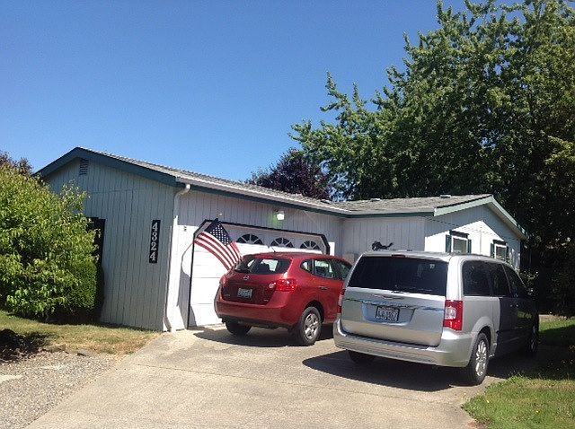 1st image of 4324 Lakeview Ct SE