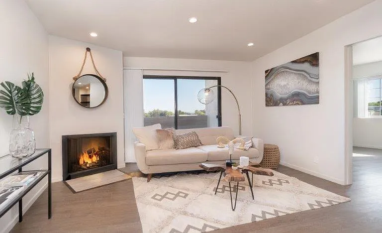 3760 Sawtelle Blvd #104 — Photo 2